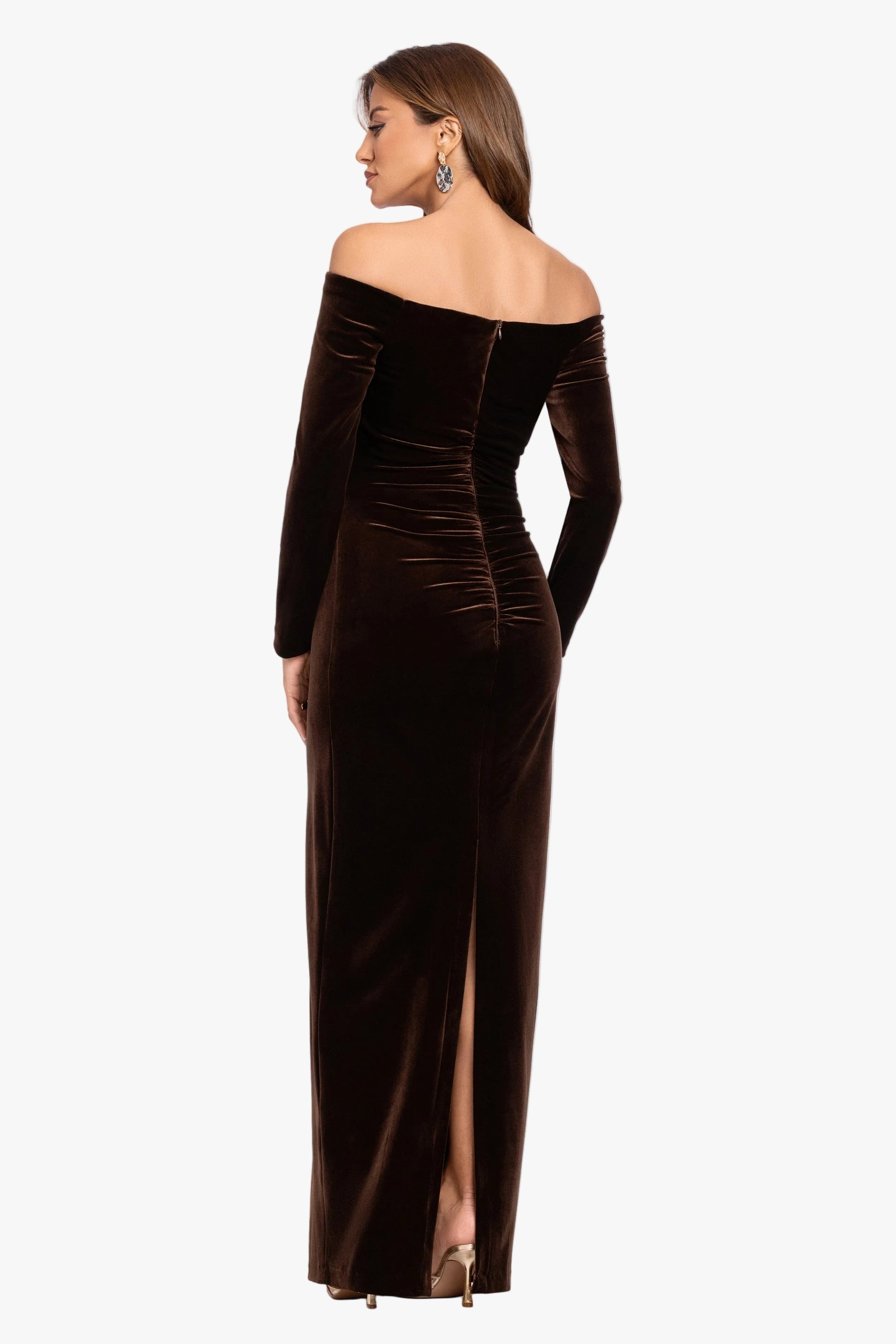 Petite "Christy" Off the Shoulder Velvet Dress Brown XSCAPE