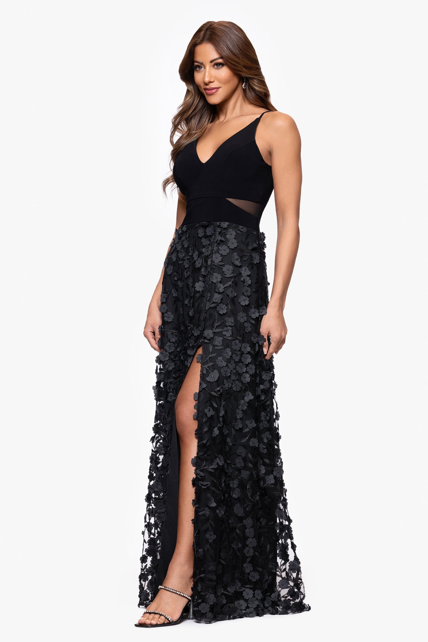 Petite "Iris" Jersey Knit V-Neck Raised Flower Dress Black XSCAPE